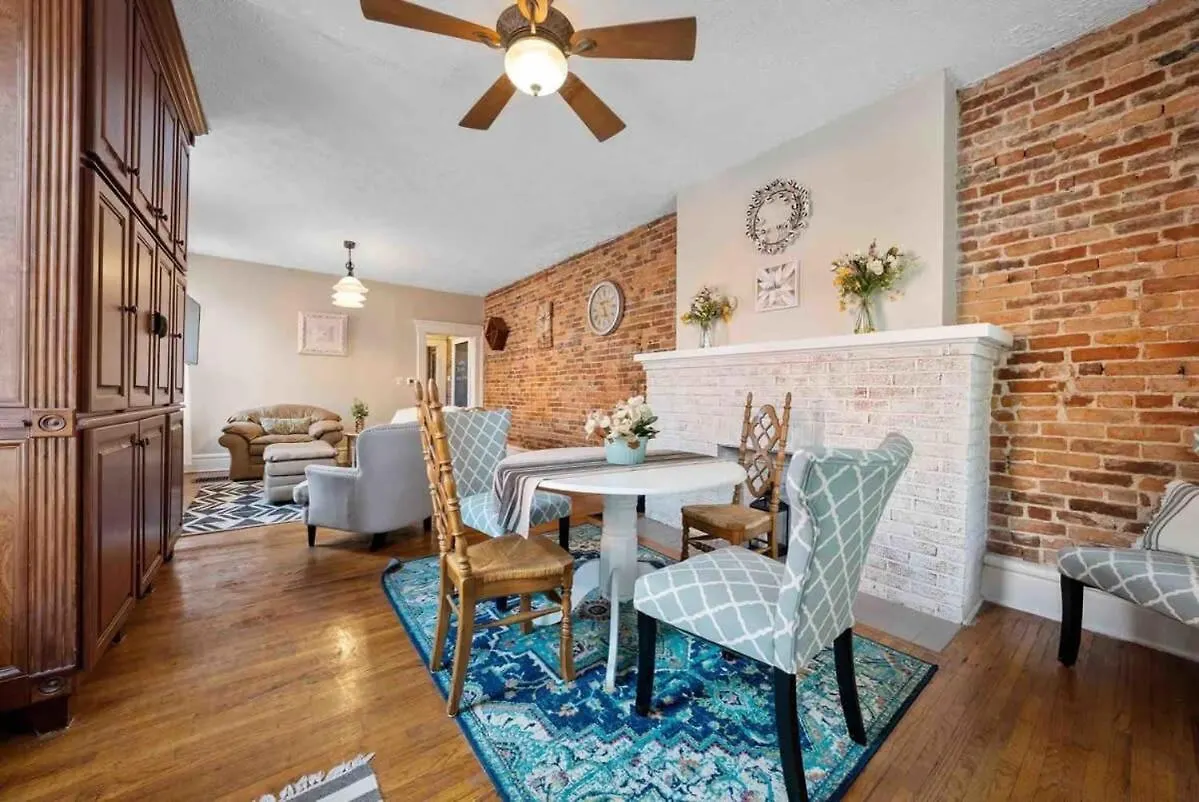 Holiday home The Village Townhouse - 5 Br Columbus United States